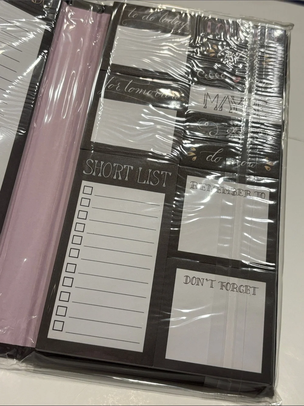 New Seasons Book of Sticky Notes 